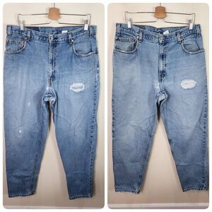 Vintage Levis Jeans (2) Mens 560 36x32 Loose Fit Tapered Leg Light Wash Jeans